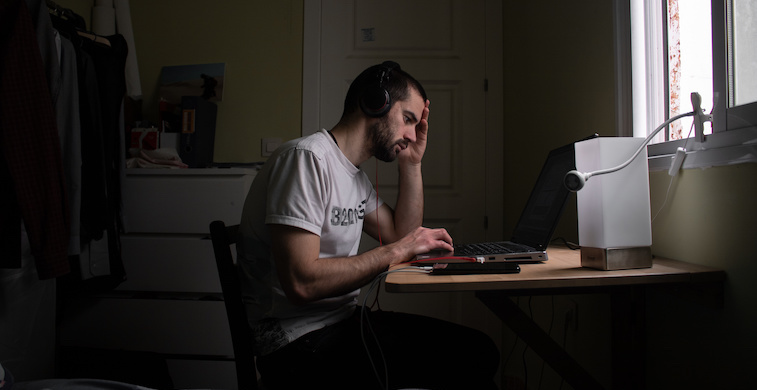 Distracted? Here’s How to Stay Focused Working From Home